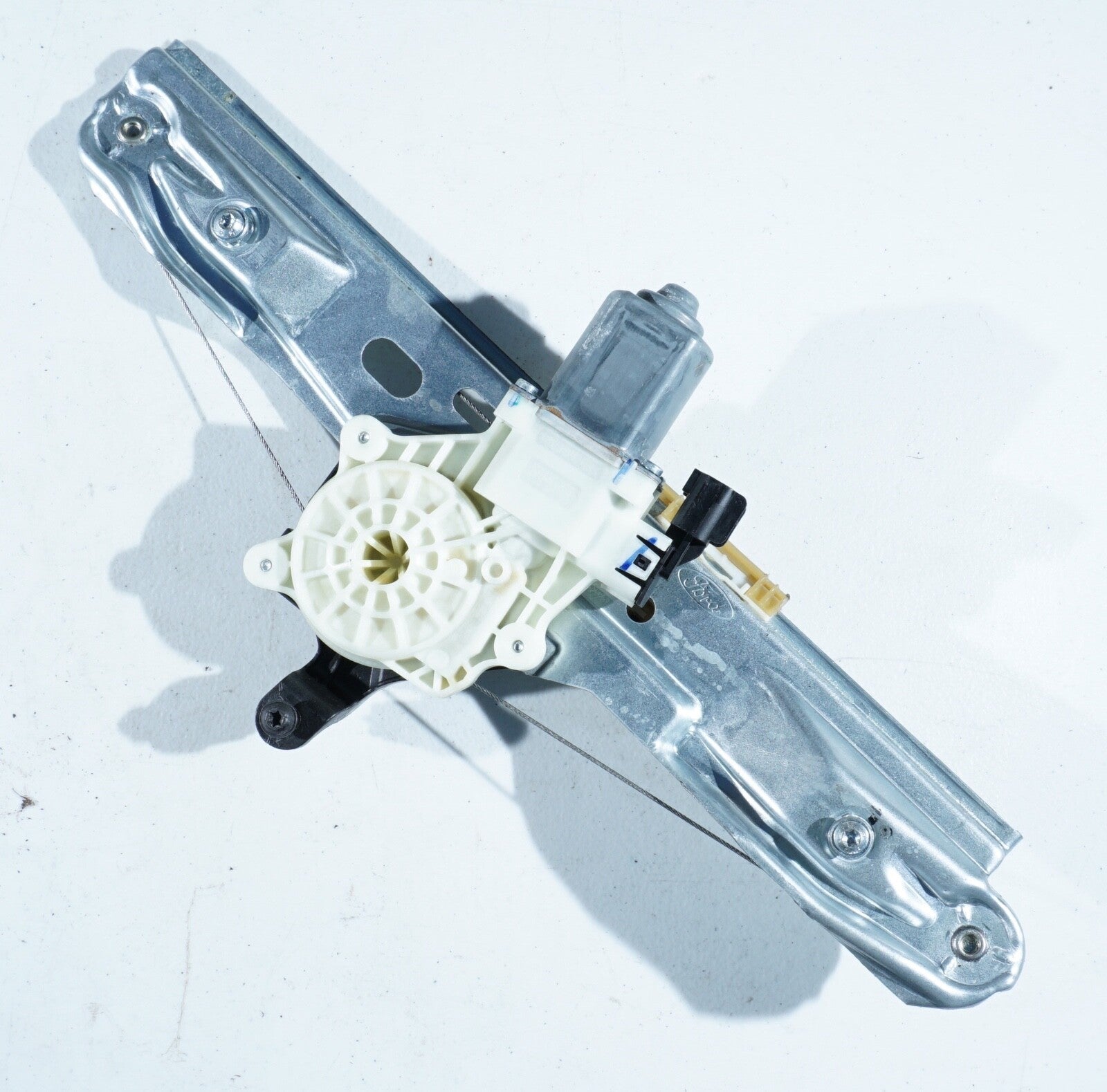 2013-2018 FORD FOCUS REAR RIGHT PASSENGER DOOR WINDOW REGULATOR W/ MOTOR OEM