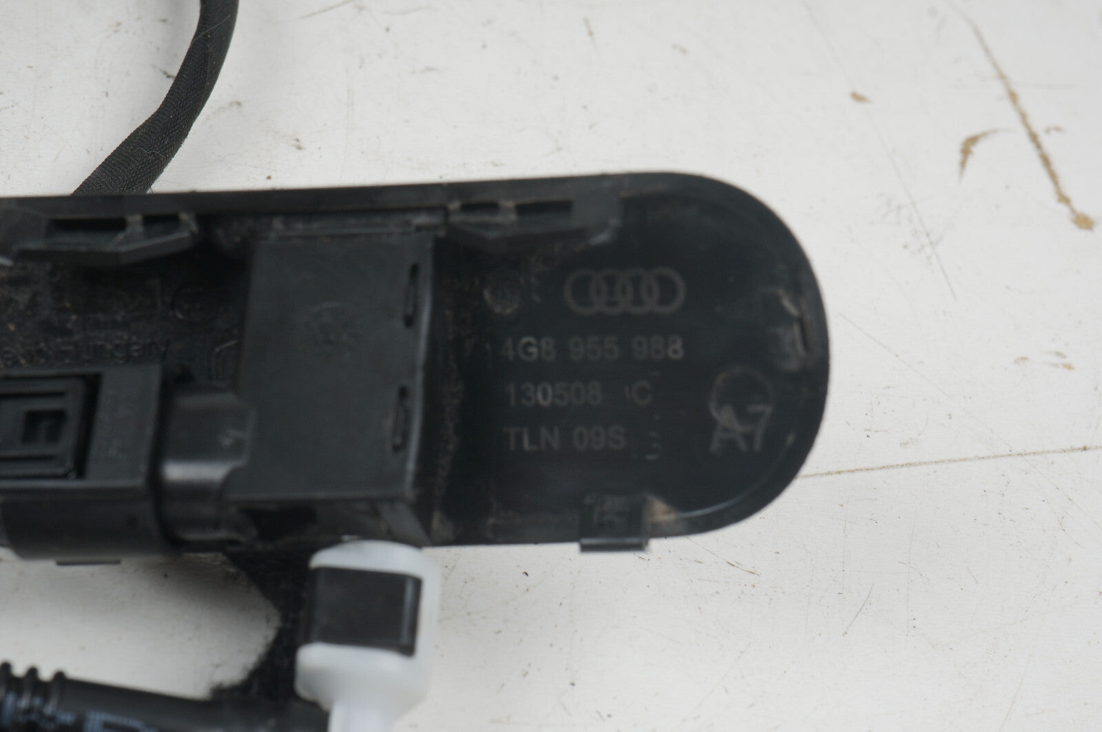 12-18 AUDI C7 A6 S6 A7 S7 HEATED WATER JET WASHER SPRAY NOZZLE W/ LINE HOSE OEM