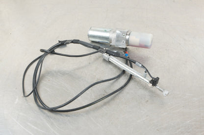 07-13 MERCEDES BENZ S550 W221 REAR TRUNK HYDRAULIC PULL DOWN CLOSE PUMP OEM