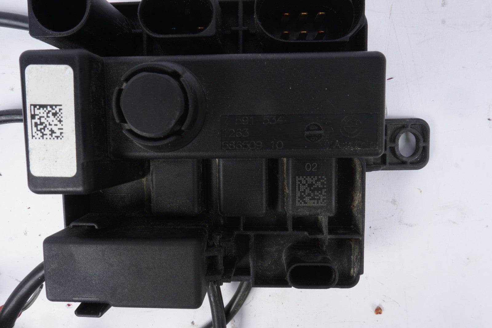 BMW 2 3 4 5 7 Series Power Distribution Module 12637591534 / 7591534 OEM