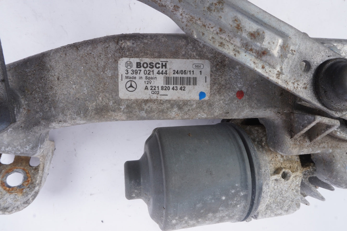 07-14 Mercedes W221 S550 CL550 Left Windshield Washer Wiper Motor 2218204342 OEM