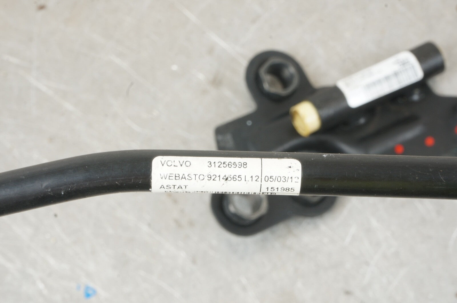 2006 - 2013 VOLVO C70 ROOF LOCK LINKS LEFT RIGHT