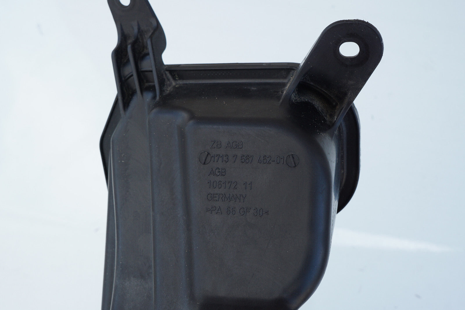 07-11 BMW E90 E91 E92 E93 N54 ENGINE EXPANSION OVERFLOW RESERVOIR 7567462 OEM
