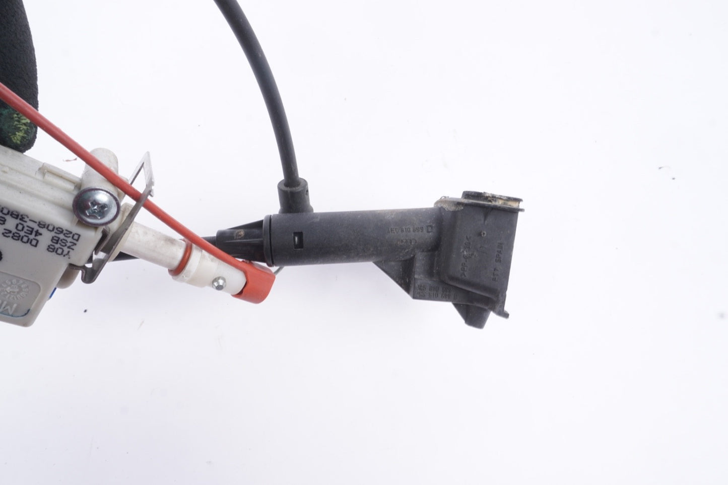 2004-2010 AUDI A8 QUATTRO - FUEL / GAS DOOR LOCK Actuator 4E0862150