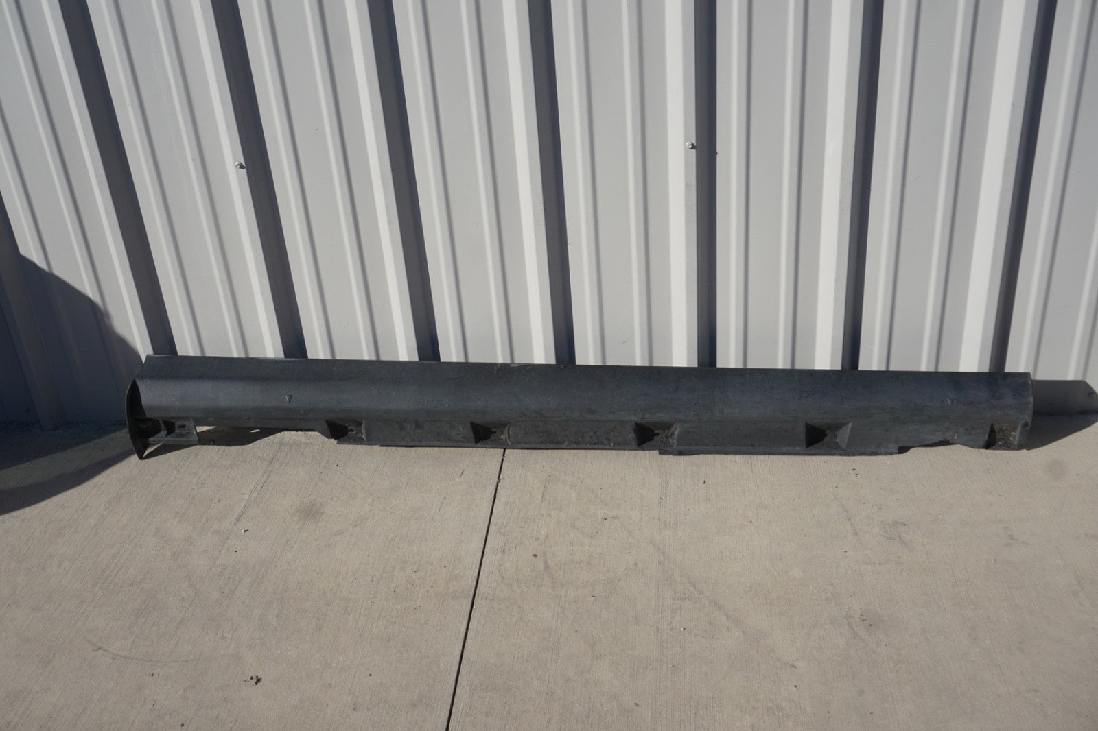 2012 - 2018 Ford Focus Right Skirt Rocker Cover Panel Molding OEM