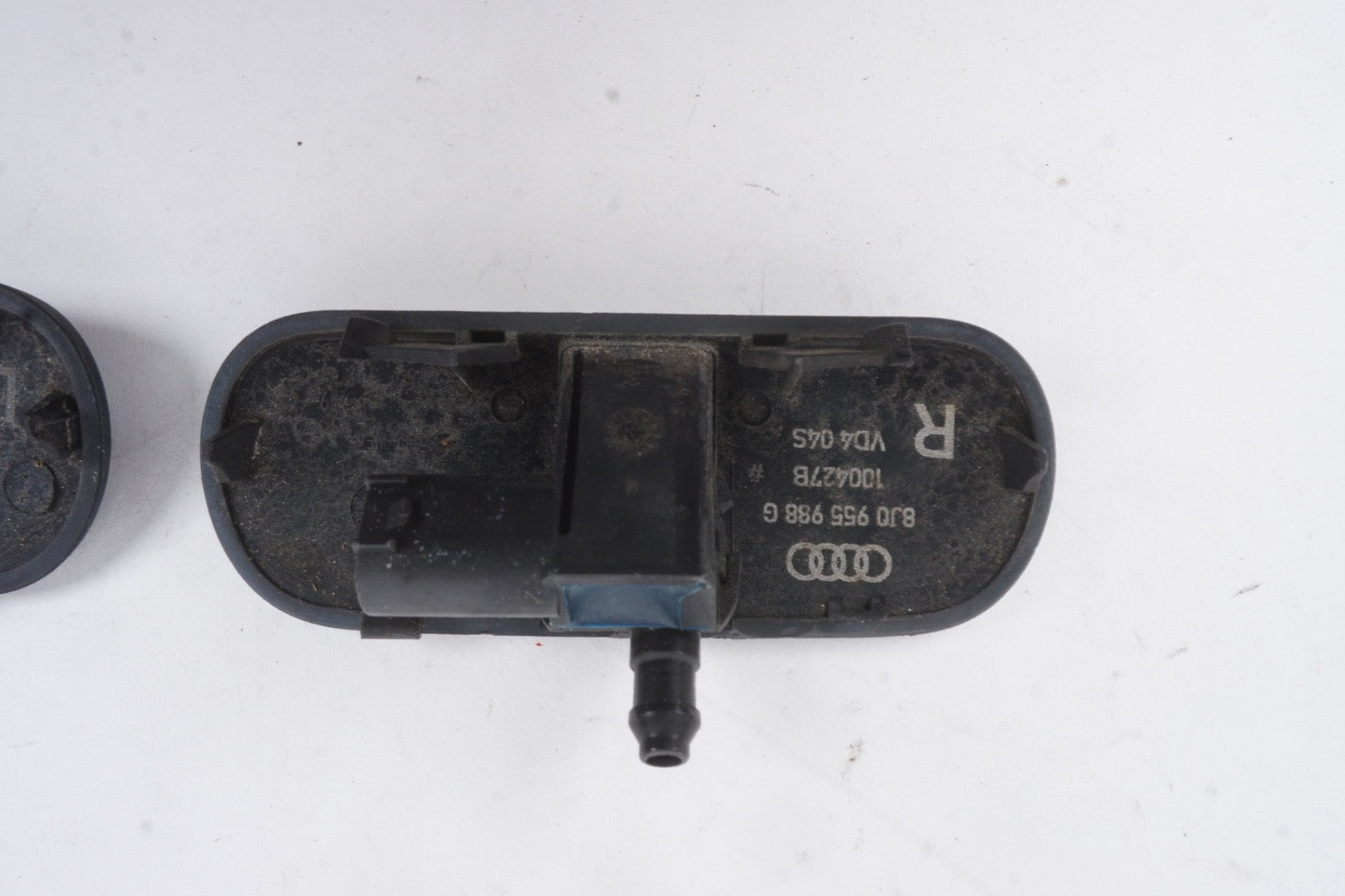 2005 - 2007 Audi A6 Windshield Washer Sprayer Jet Nozzle Pair OEM