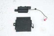 17-20 CHRYSLER PACIFICA KEYLESS ENTRY MODULE W/ ANTENNA OEM