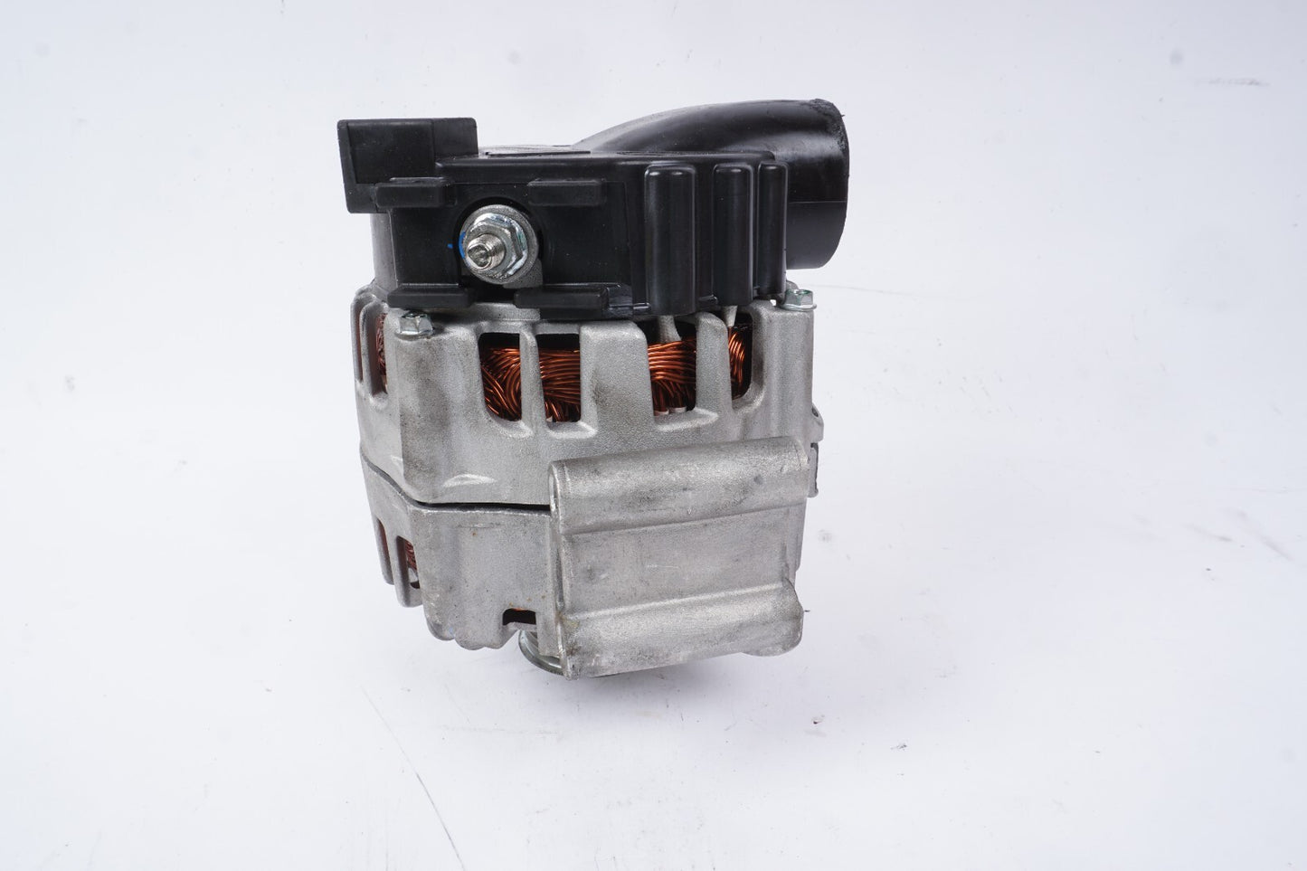 2012 - 2016 BMW 650i 550i 750i 4.4l Alternator