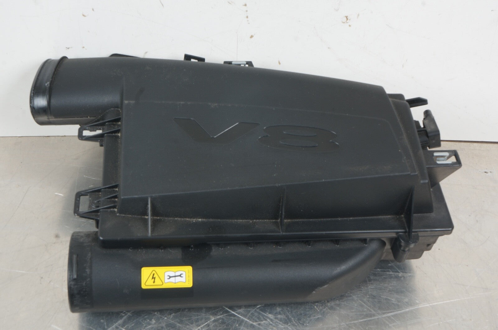12-17 Mercedes W218 CLS550 S550 E550 Air Intake Cleaner Box Left 2780900101 OEM