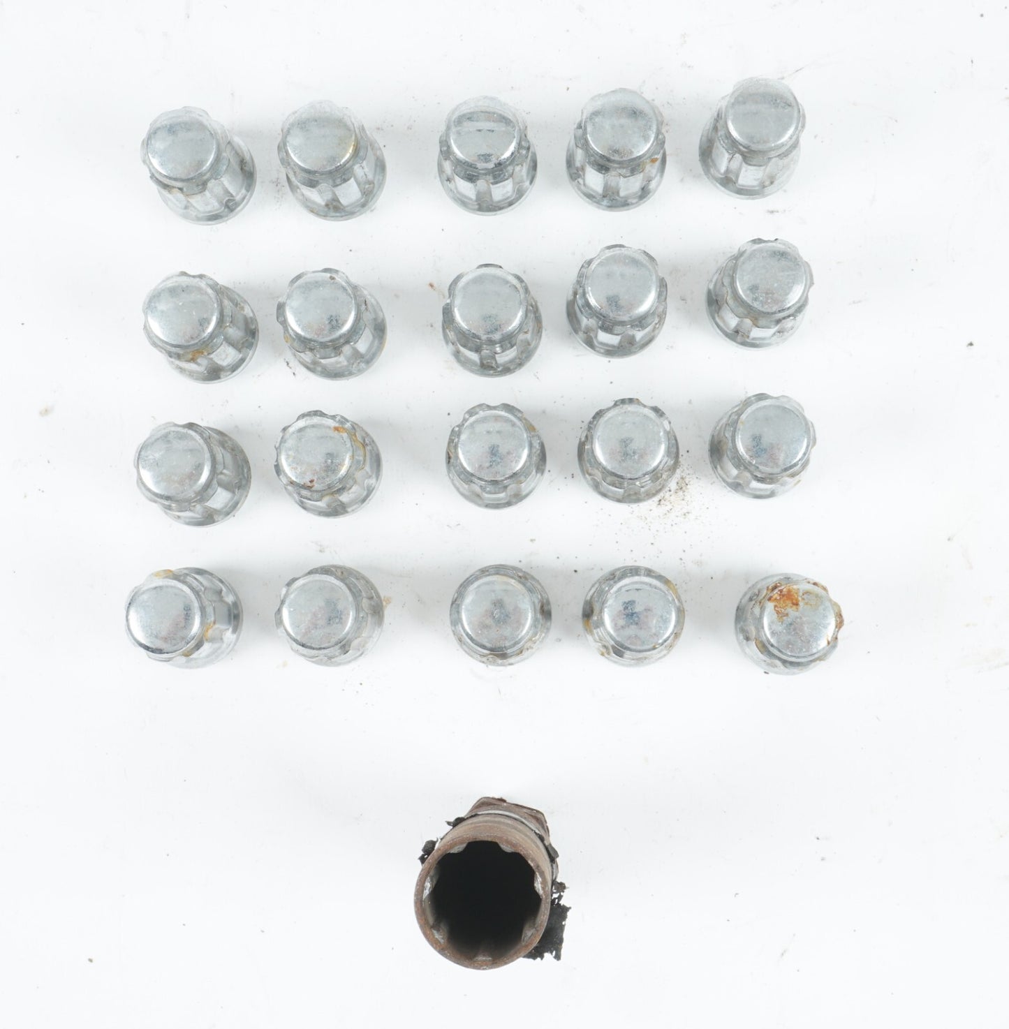 1987-1993 Cadillac Allante WHEEL LUG NUT SET OF 21 OEM
