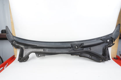 2018 - 2024 ALFA ROMEO STELVIO FRONT WINDSHIELD COWL GRILLE VENT COVER OEM