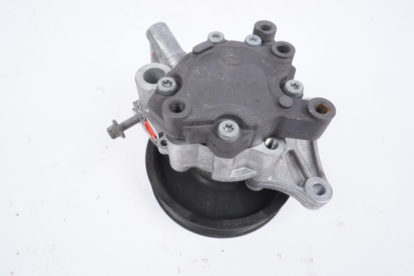 12-14 Mercedes W204 C250 M271 Power Steering Pump 0064663601 OEM