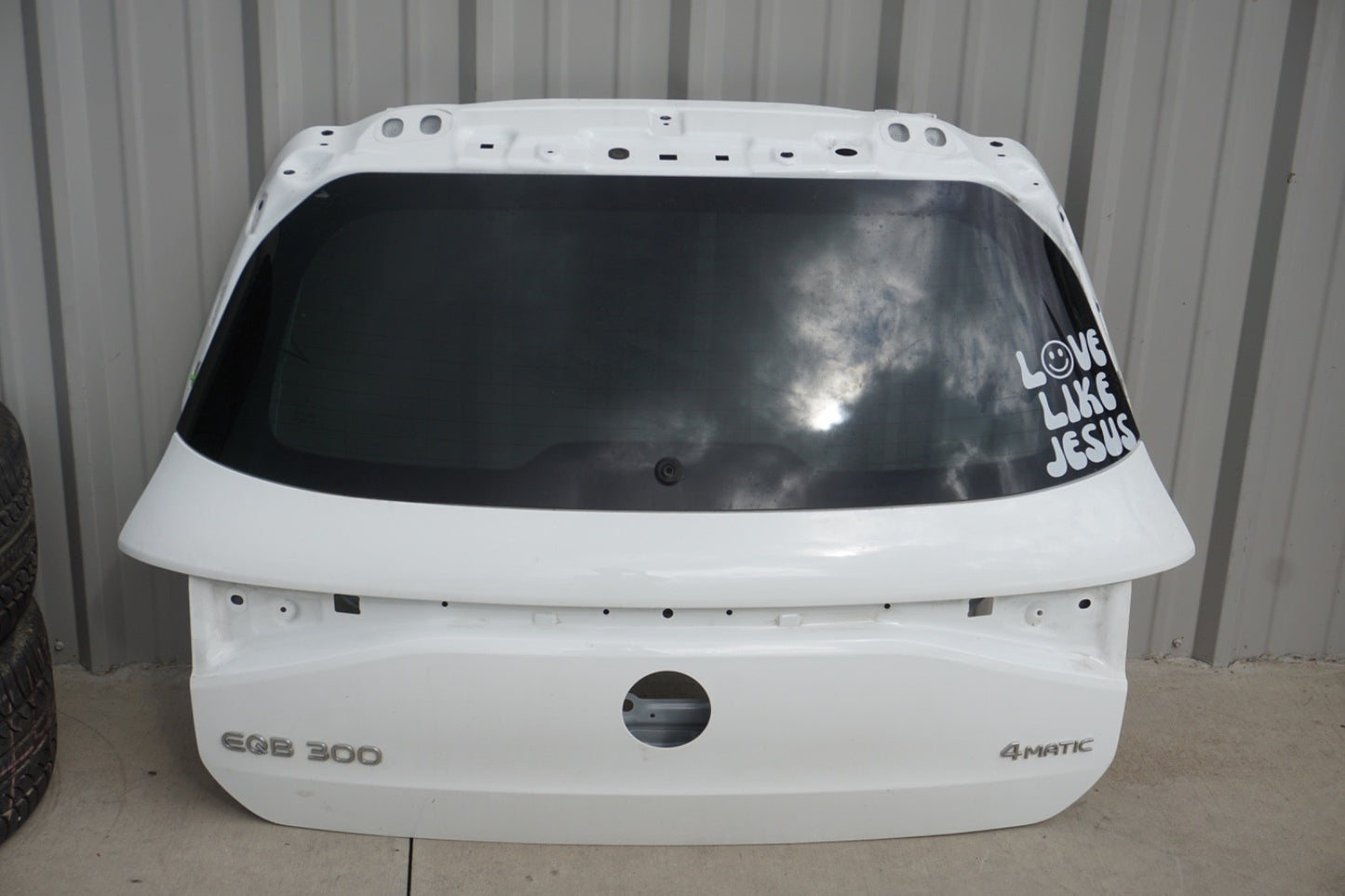 2022 - 2025 MERCEDES EQB300 X243 TAIL GATE TAILGATE TRUNK LID HATCH WHITE