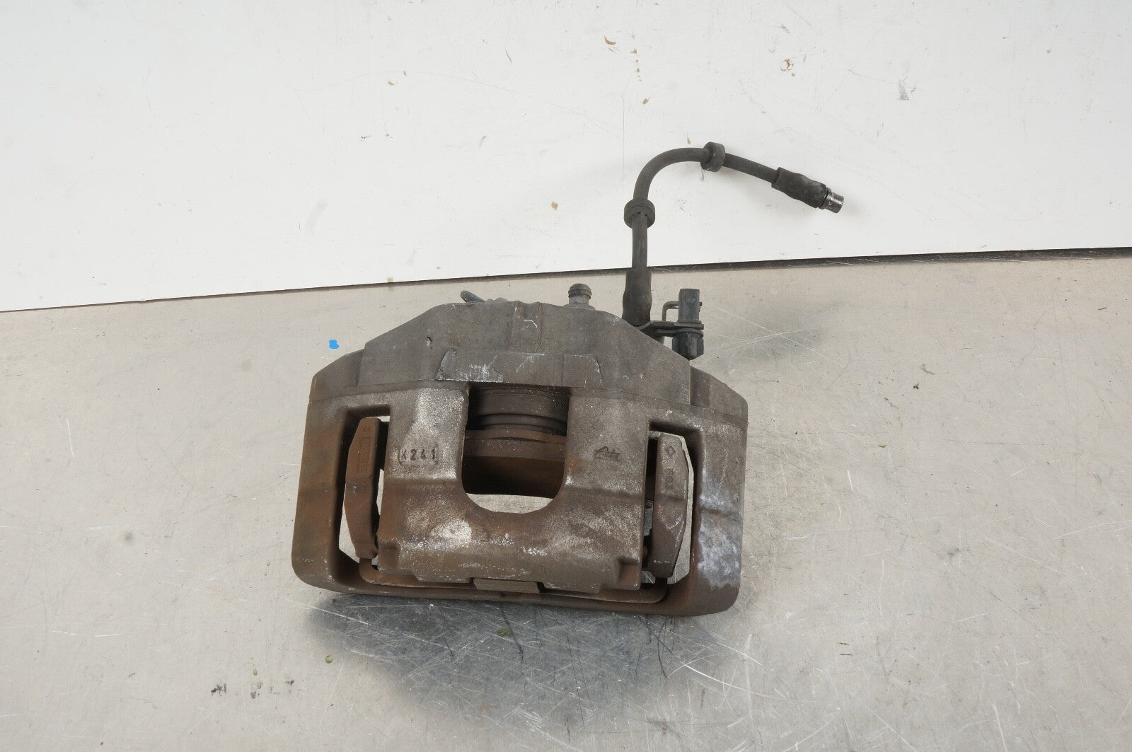 2005 - 2011 Audi A6 Quattro Passenger Right Front Brake Caliper OEM