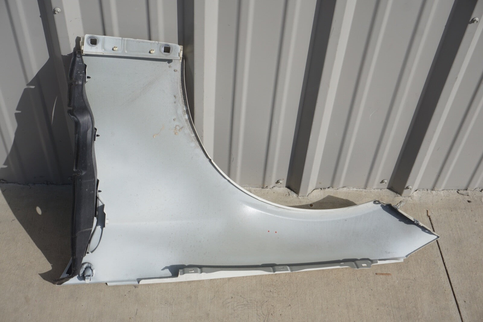 10-17 Mercedes W207 E350 E550 E400 RIGHT Side Fender Assembly OEM