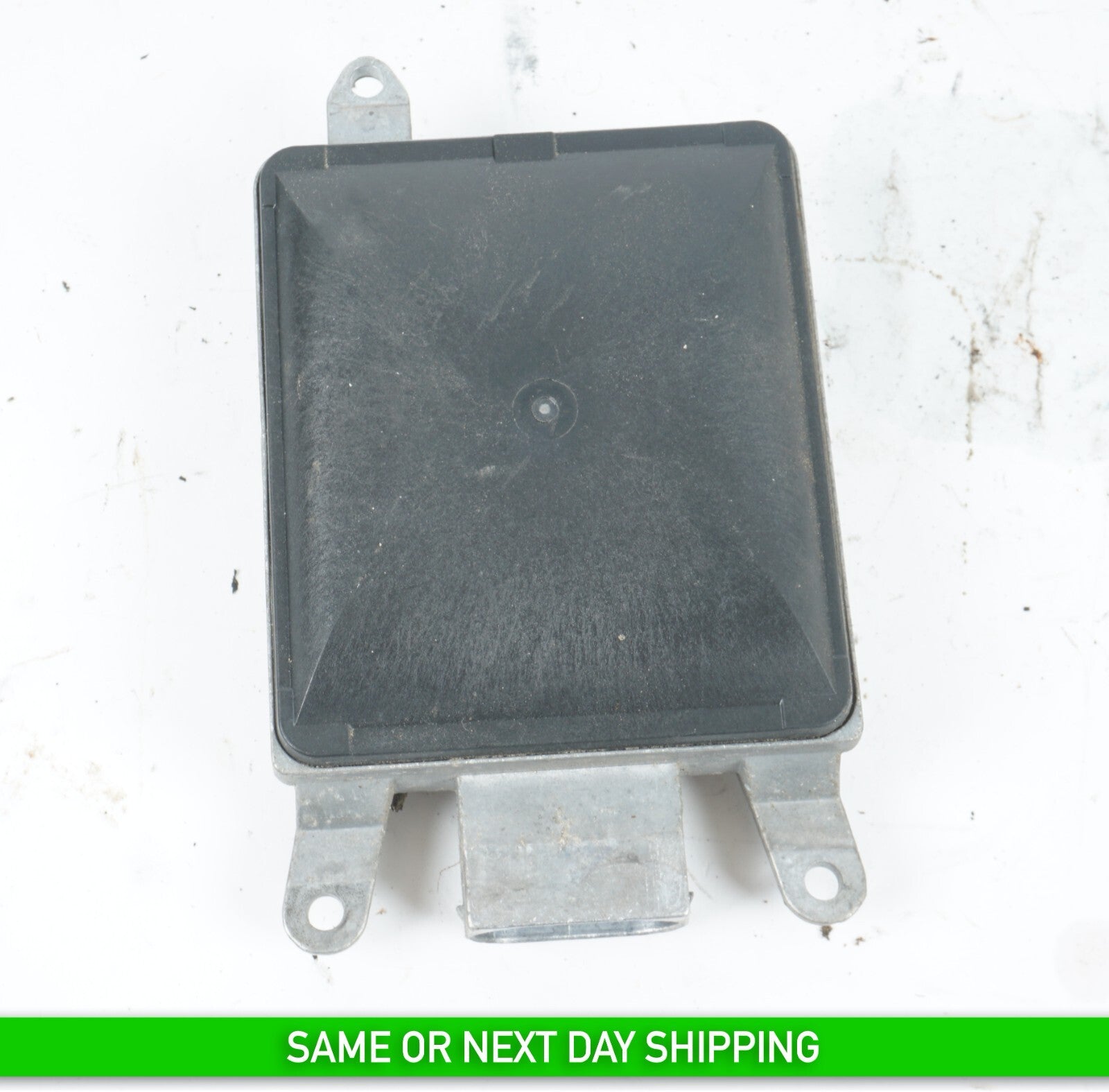 2012 - 2015 AUDI A7 RIGHT SIDE LANE CHANGE DEPARTURE ASSIST CONTROL MODULE  OEM