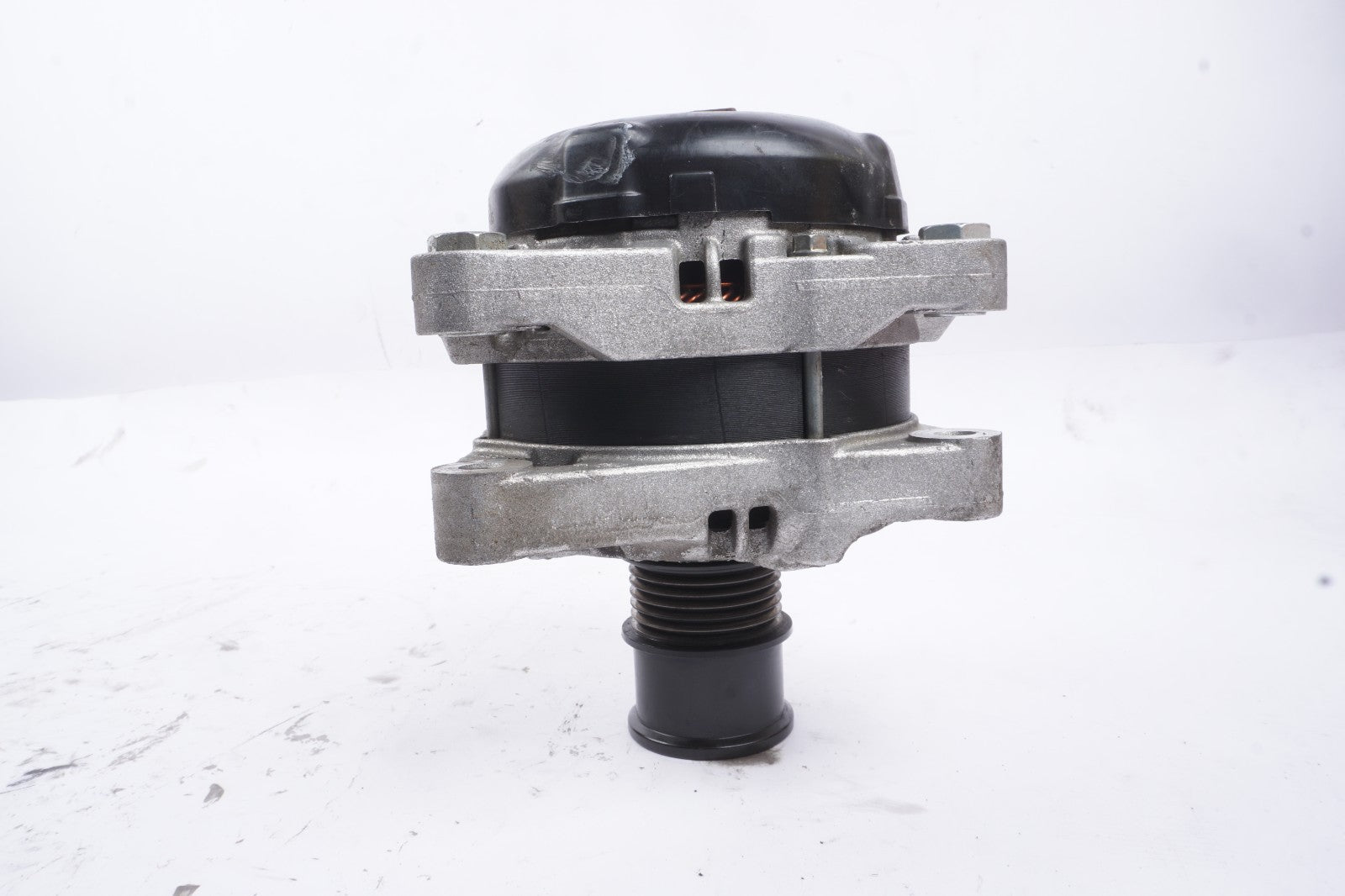 2015 - 2018 FORD FOCUS ALTERNATOR MOTOR OEM