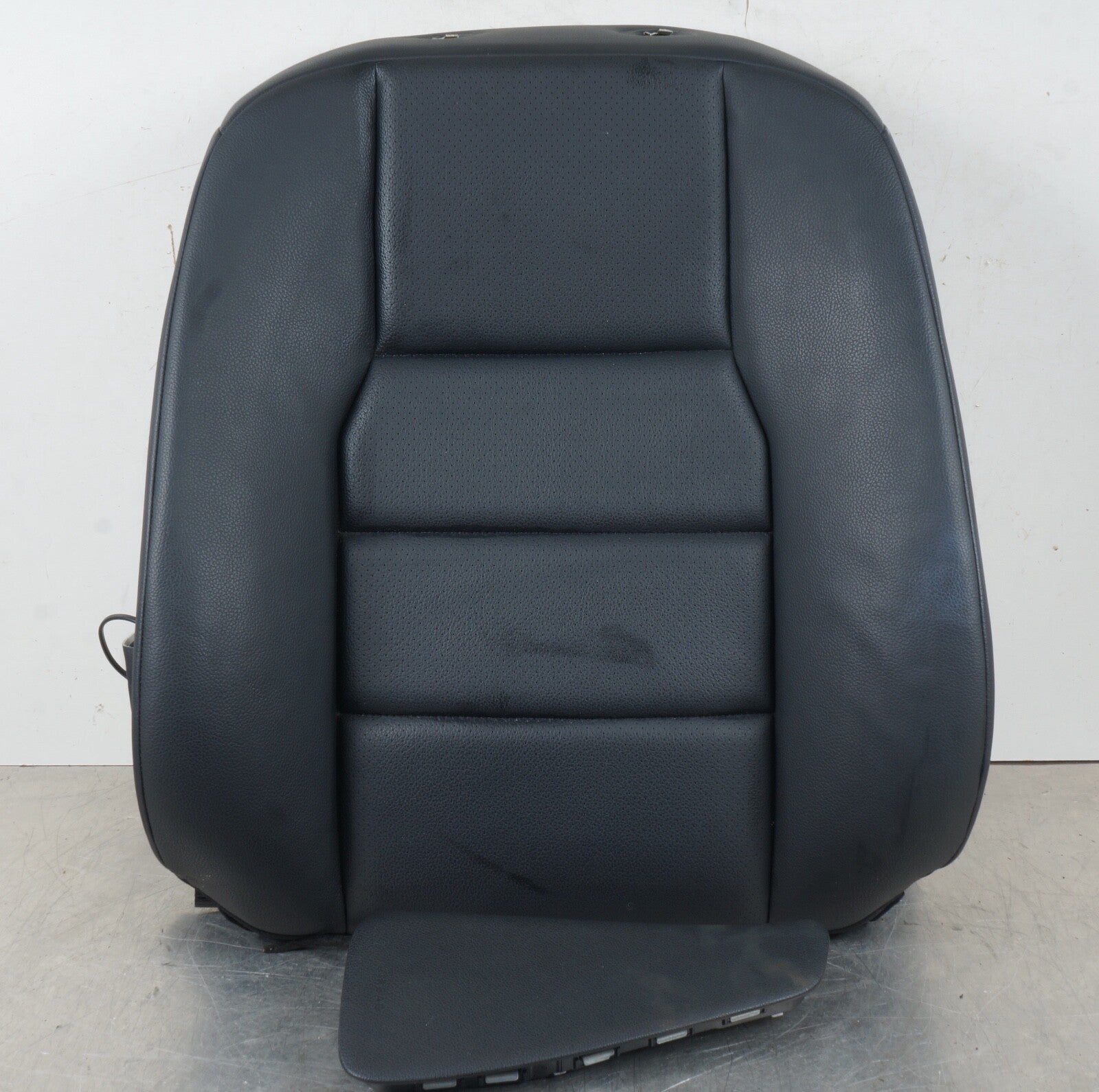 08-14 Mercedes C200 C250 C300 Top Upper Seat Cushion Front Right Passenger Side