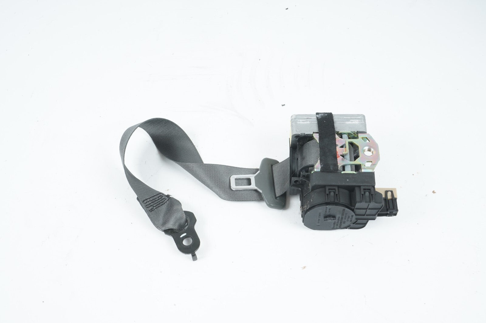 03 - 06 Mercedes R230 SL500 Front Left Driver Seat Belt Retractor OEM