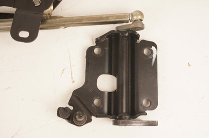 2007 - 2013 BMW 335i 328i E93 CONVERTIBLE FRONT ROOF MANUAI TOP LOCK LATCH OEM