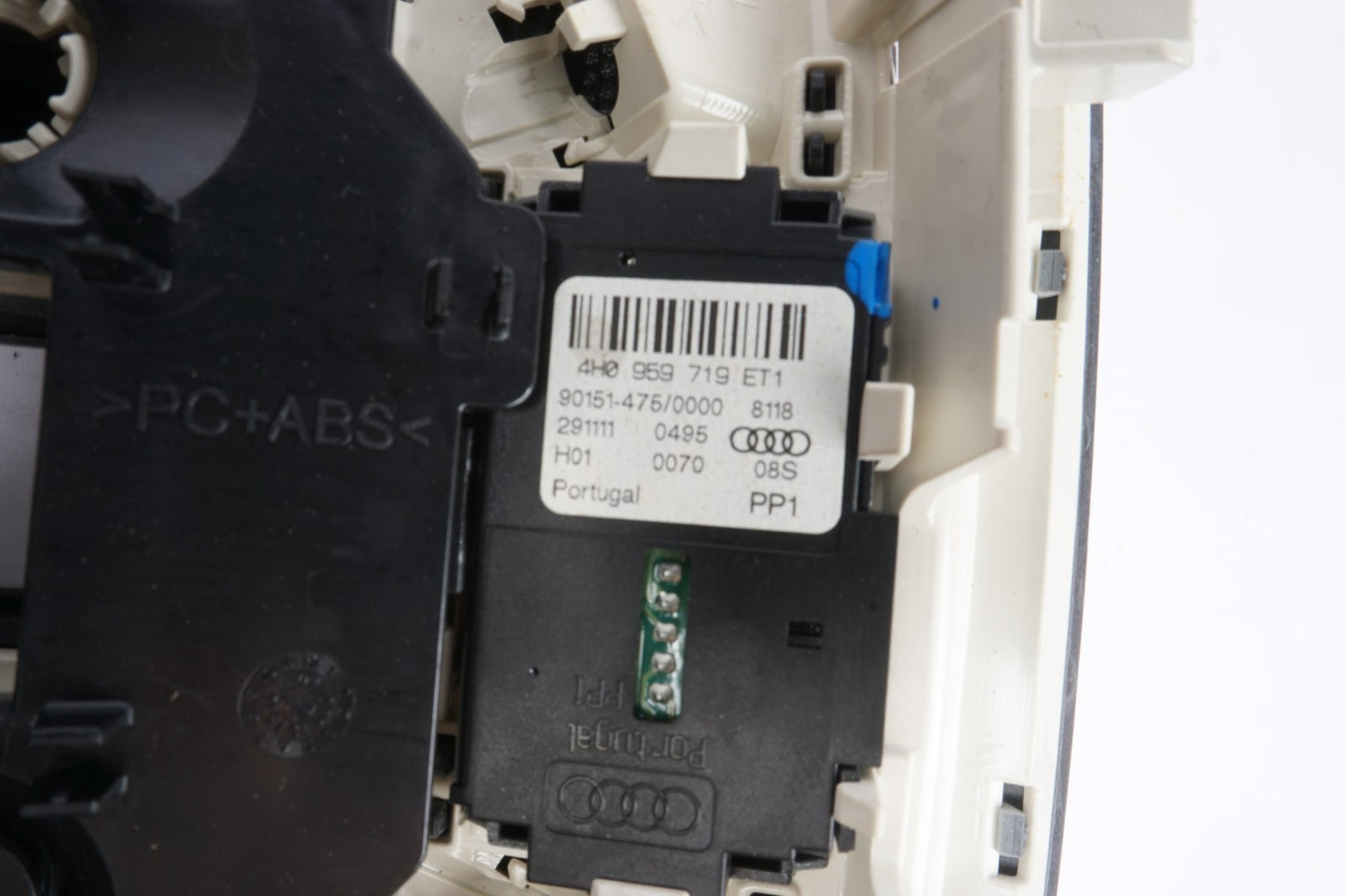2011 - 2018 Audi A8 Quattro Overhead Console Interior Light Dome Lamp Switch OEM