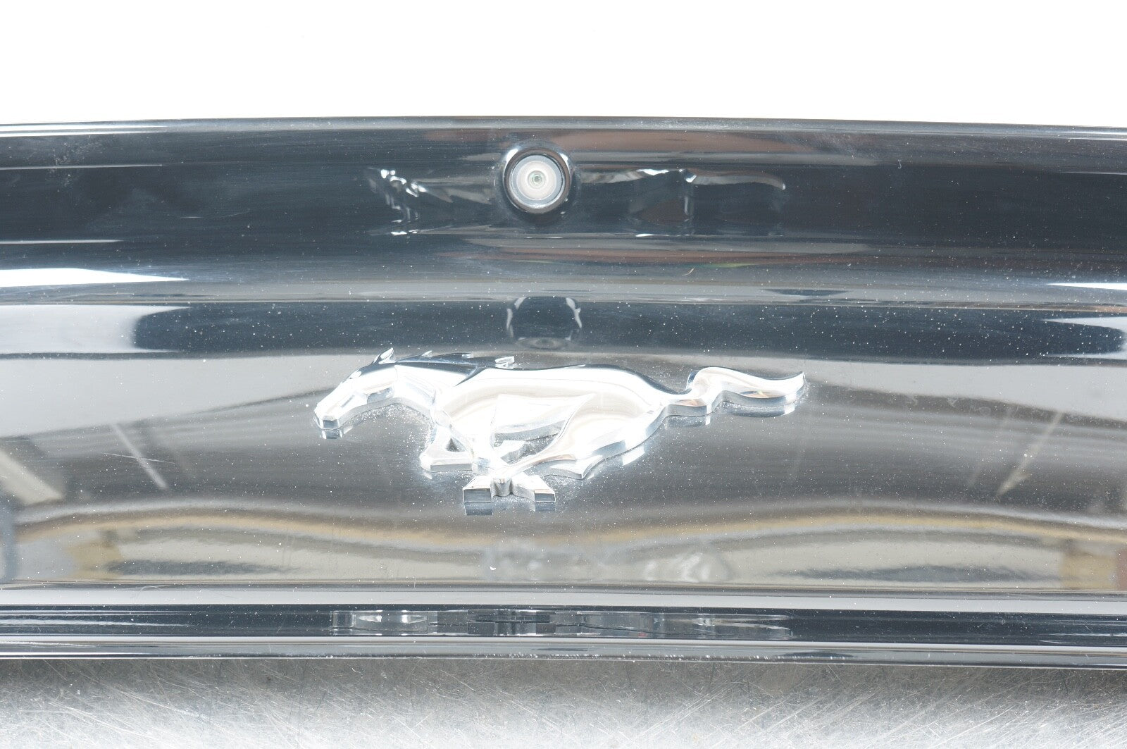 OEM 2015 2016 2017 FORD MUSTANG PONY TRUNK TRIM APPLIQUE PANEL W/ CAMERA 