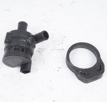 03 - 16 Mercedes W211 E320 E350 ML320 Auxiliary Water Pump 2118350364 OEM
