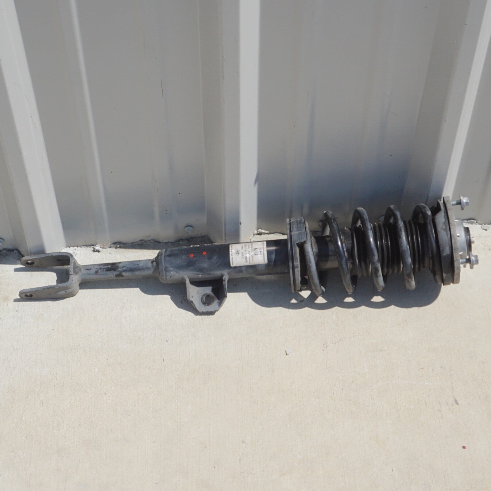 2017-2022 ALFA ROMEO GIULIA RWD RIGHT PASSENGER FRONT SHOCK STRUT OEM
