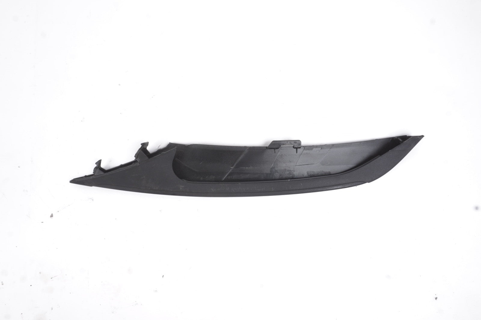 2018 - 2021 Porsche Macan Front Left Bumper Upper Grille Trim Molding