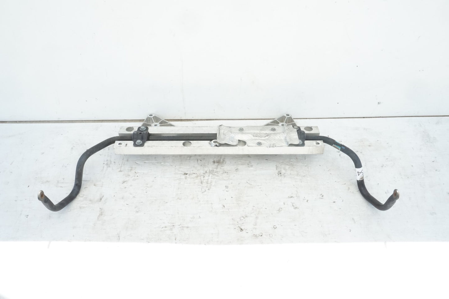 17 - 24 CHRYSLER PACIFICA FRONT SUBFRAME CROSSMEMBER BRACKET 68223606AC  OEM