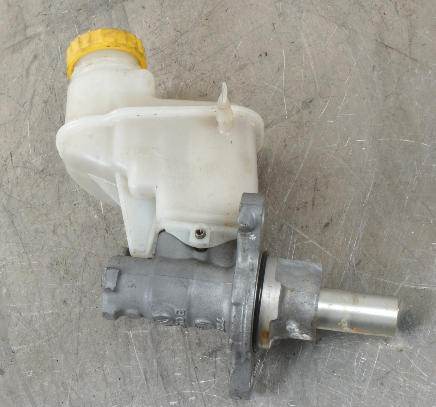 2012 FIAT 500 BRAKE MASTER CYLINDER W/ RESERVOIR OEM