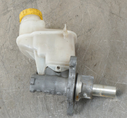 2012 FIAT 500 BRAKE MASTER CYLINDER W/ RESERVOIR OEM