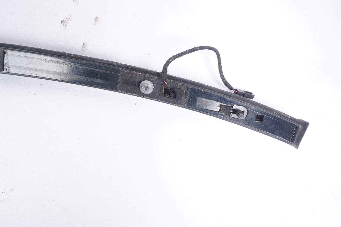 2012-2018 AUDI A7 REAR HIGH MOUNT 3RD STOP BRAKE LIGHT LAMP OEM 4G8945097