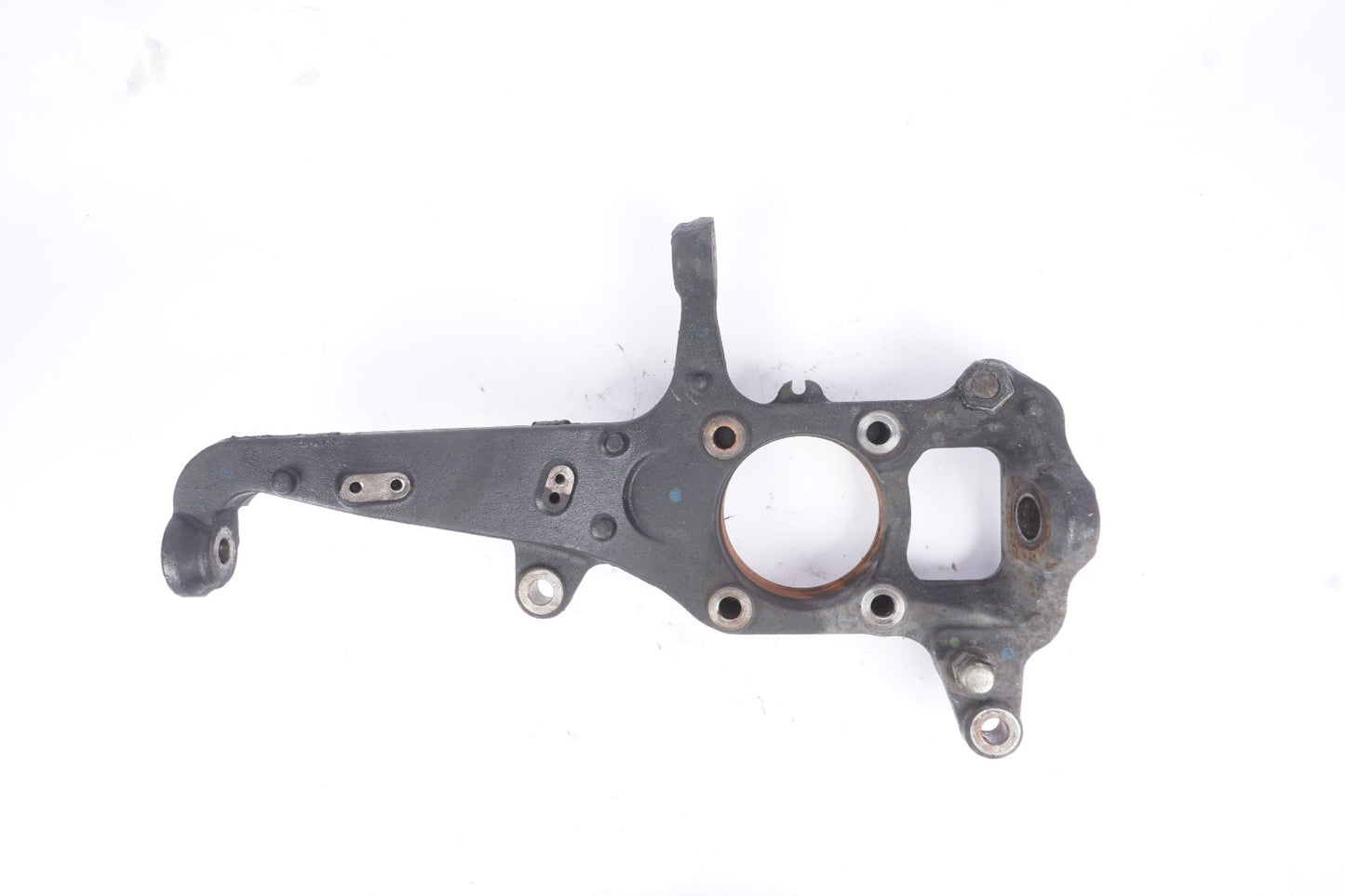 2016 - 2024 NISSAN TITAN XD FRONT LEFT SPINDLE KNUCKLE 4WD OEM