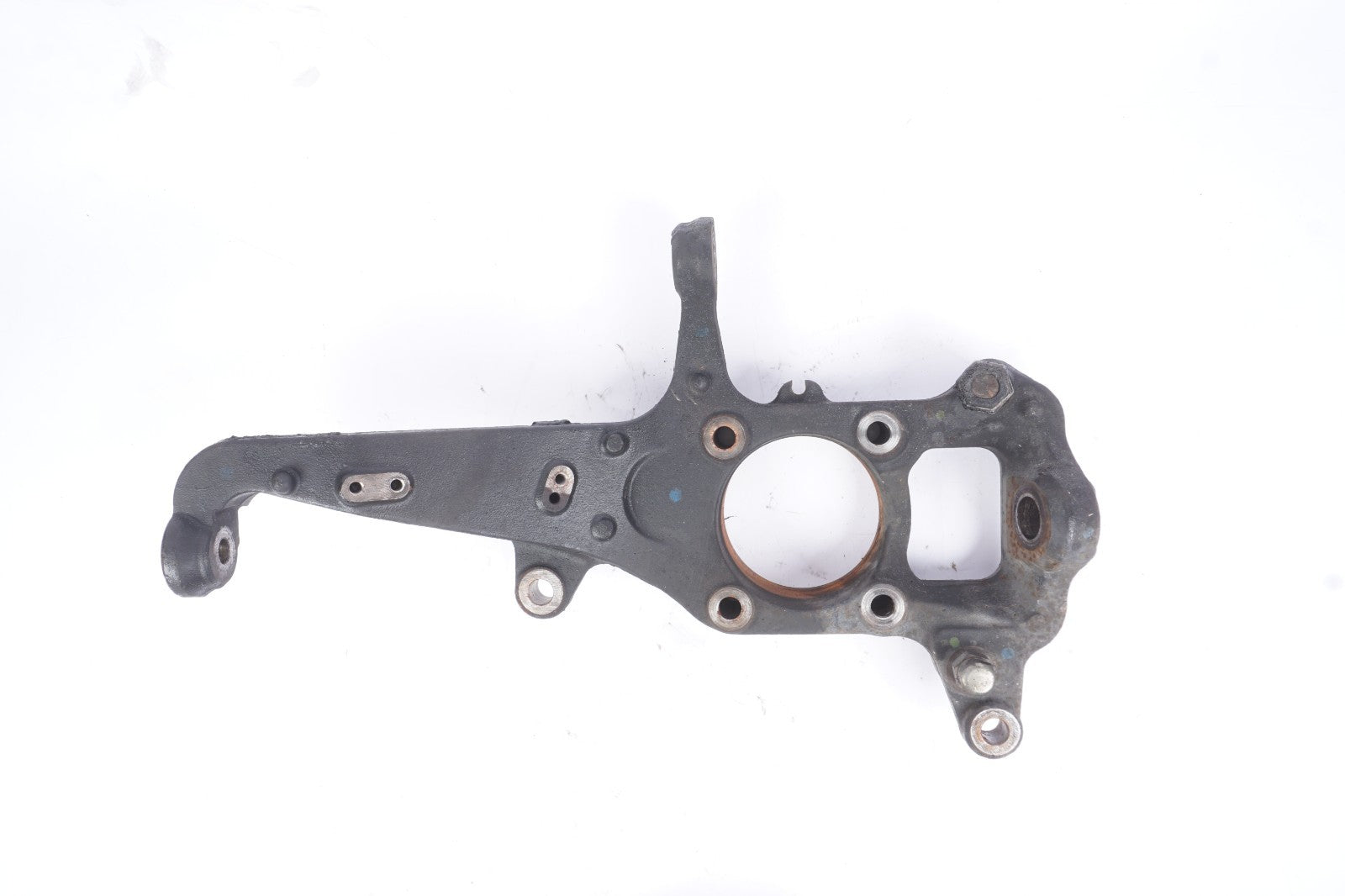 2016 - 2024 NISSAN TITAN XD FRONT LEFT SPINDLE KNUCKLE 4WD OEM
