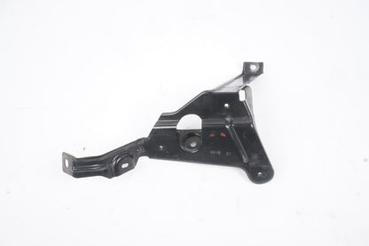 2014-2019 Maserati Ghibli Front Right Passenger Side Fender Mount Bracket OEM
