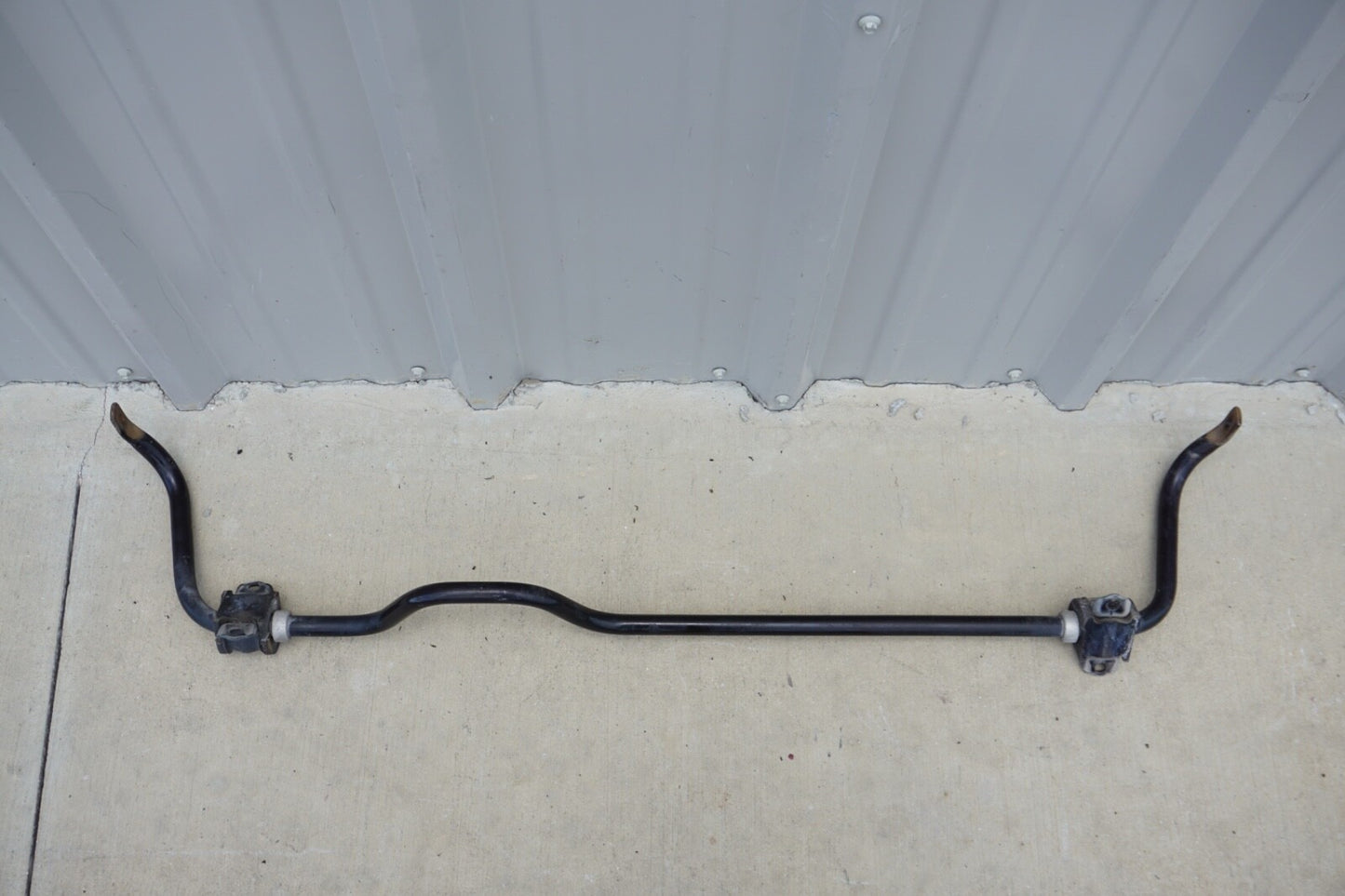 2018 – 2024 Honda Odyssey Rear Stabilizer Sway Anti Roll Bar OEM