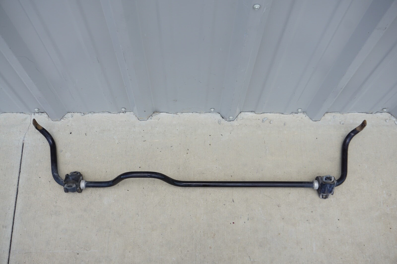 2018 – 2024 Honda Odyssey Rear Stabilizer Sway Anti Roll Bar OEM