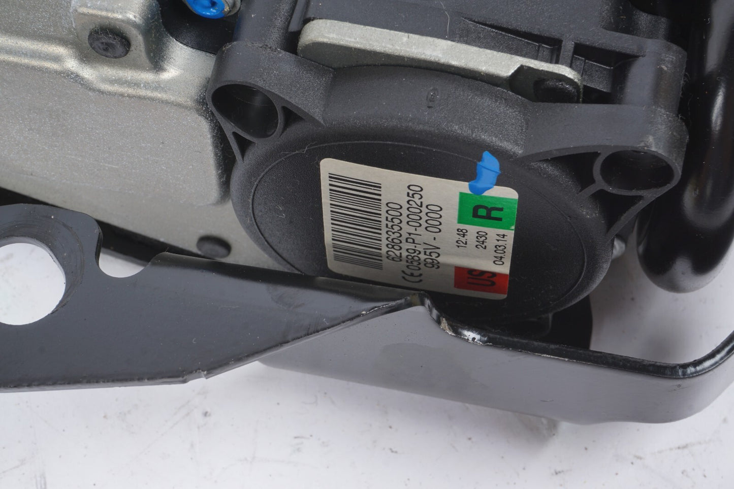 13-15 BMW 650i 640i Front Right Passenger Seat Belt Retractor OEM