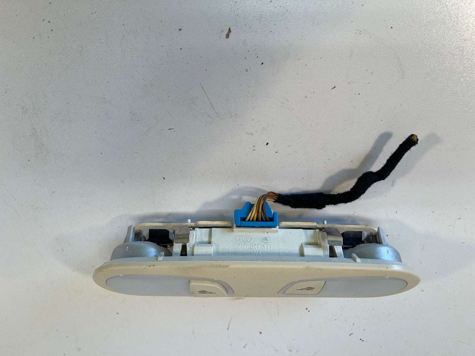2012 - 2015 AUDI A7 OVERHEAD READING DOME LIGHT LAMP OEM