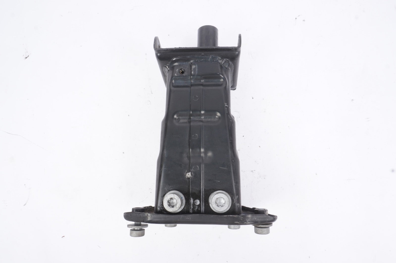 07-13 Mercedes W221 S550 Front Right Side Bumper Reinforcement Bracket OEM