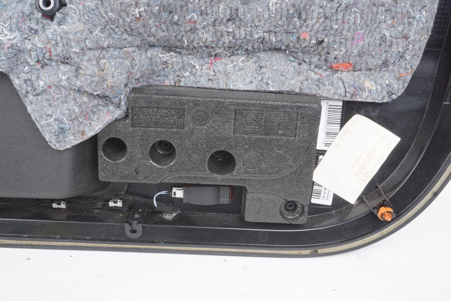 11 - 13 Mercedes W207 E350 Convertible Front Left Driver Door Panel Trim OEM