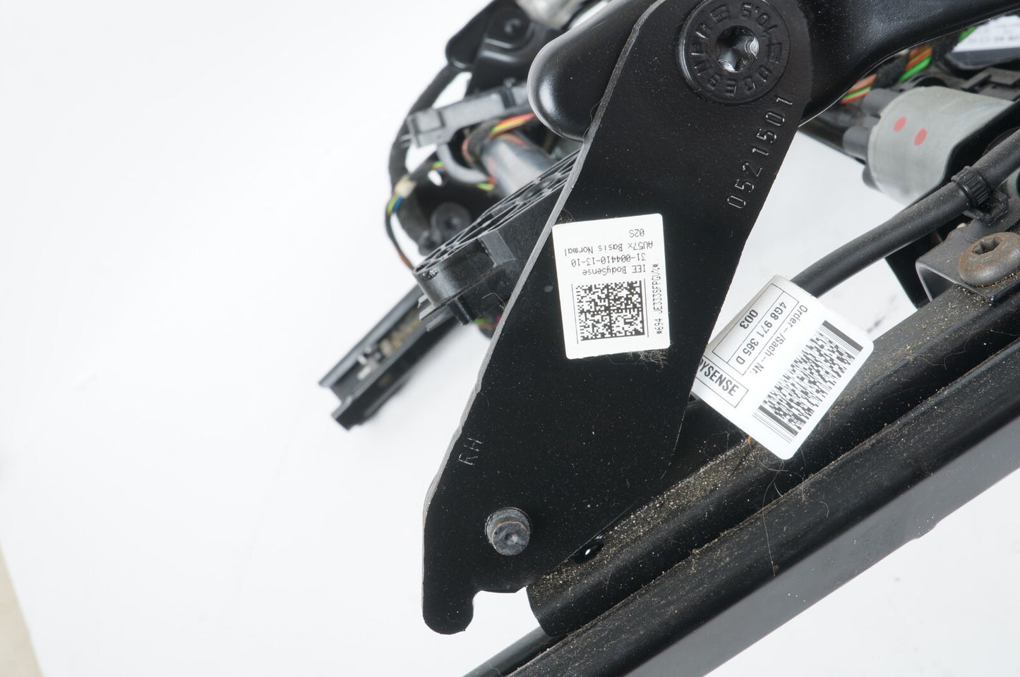 2012 - 2017 AUDI A7 FRONT RIGHT PASSENGER SEAT TRACK RAIL OEM
