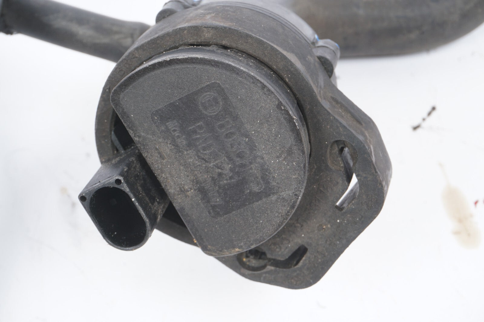 08-14 Mercedes W204 C300 C350 Auxiliary Water Coolant Pump & Hose OEM