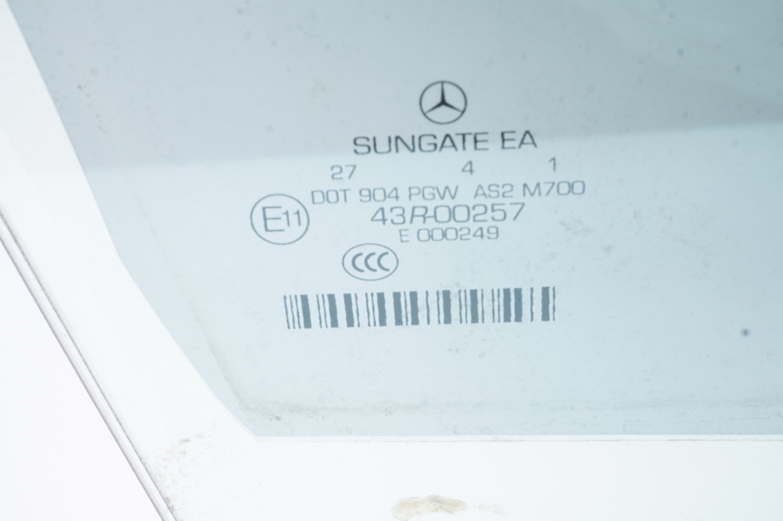 07-13 Mercedes W221 S550 S63 AMG S350 Front Right Side Door Window Glass OEM