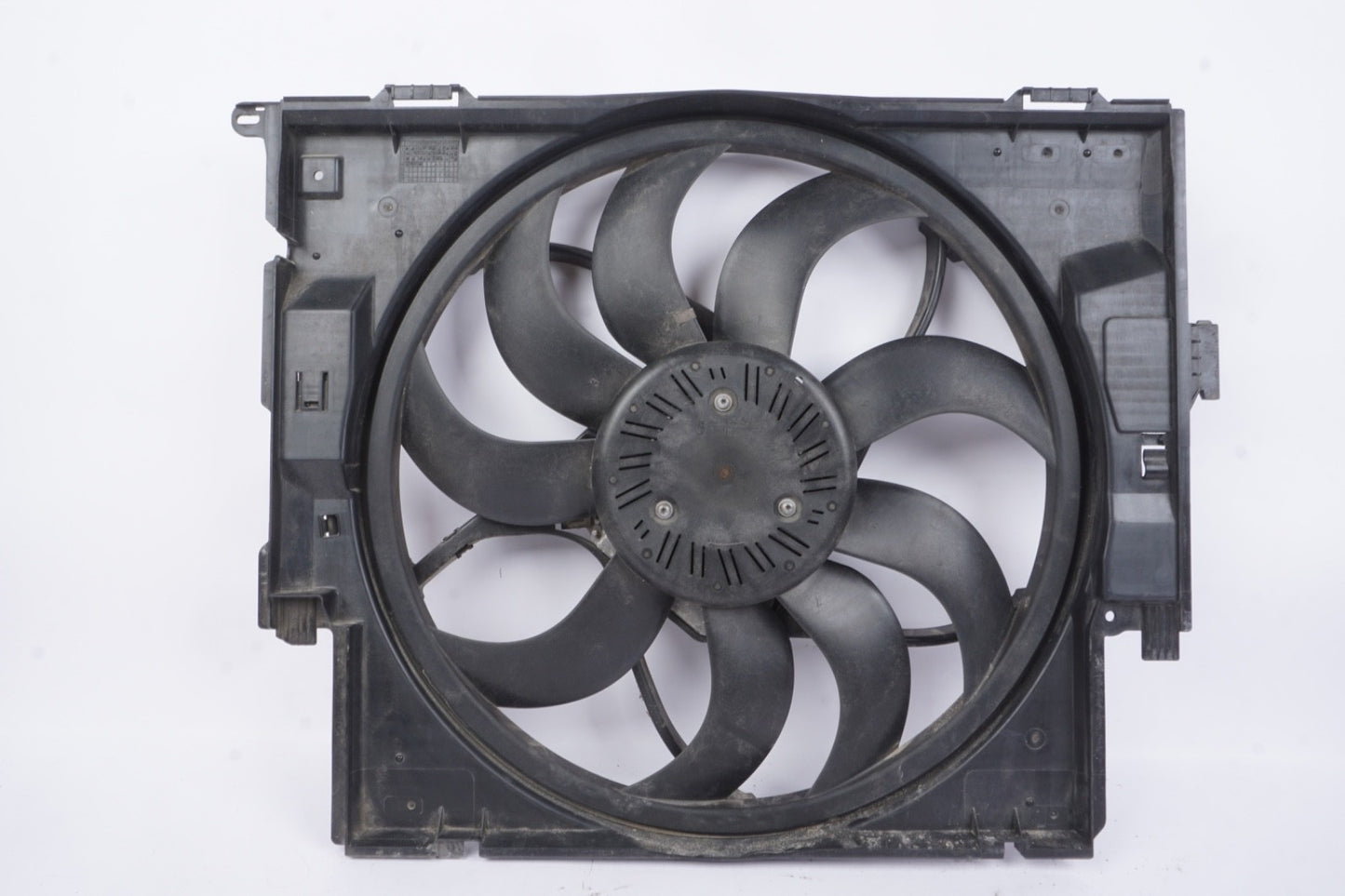 12-16 BMW SERIES 328I 428I 2.0L ENGINE MOTOR RADIATOR COOLING FAN ASSEMBLY OEM