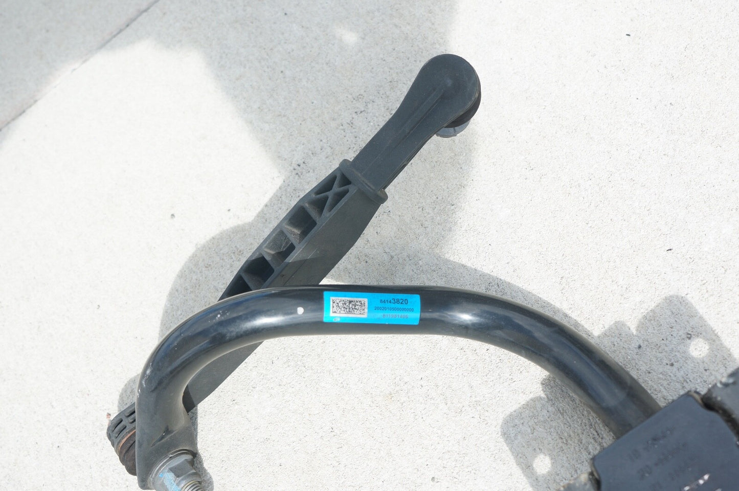 2020 - 2023 CADILLAC CT4 Stabilizer Bar 84143820