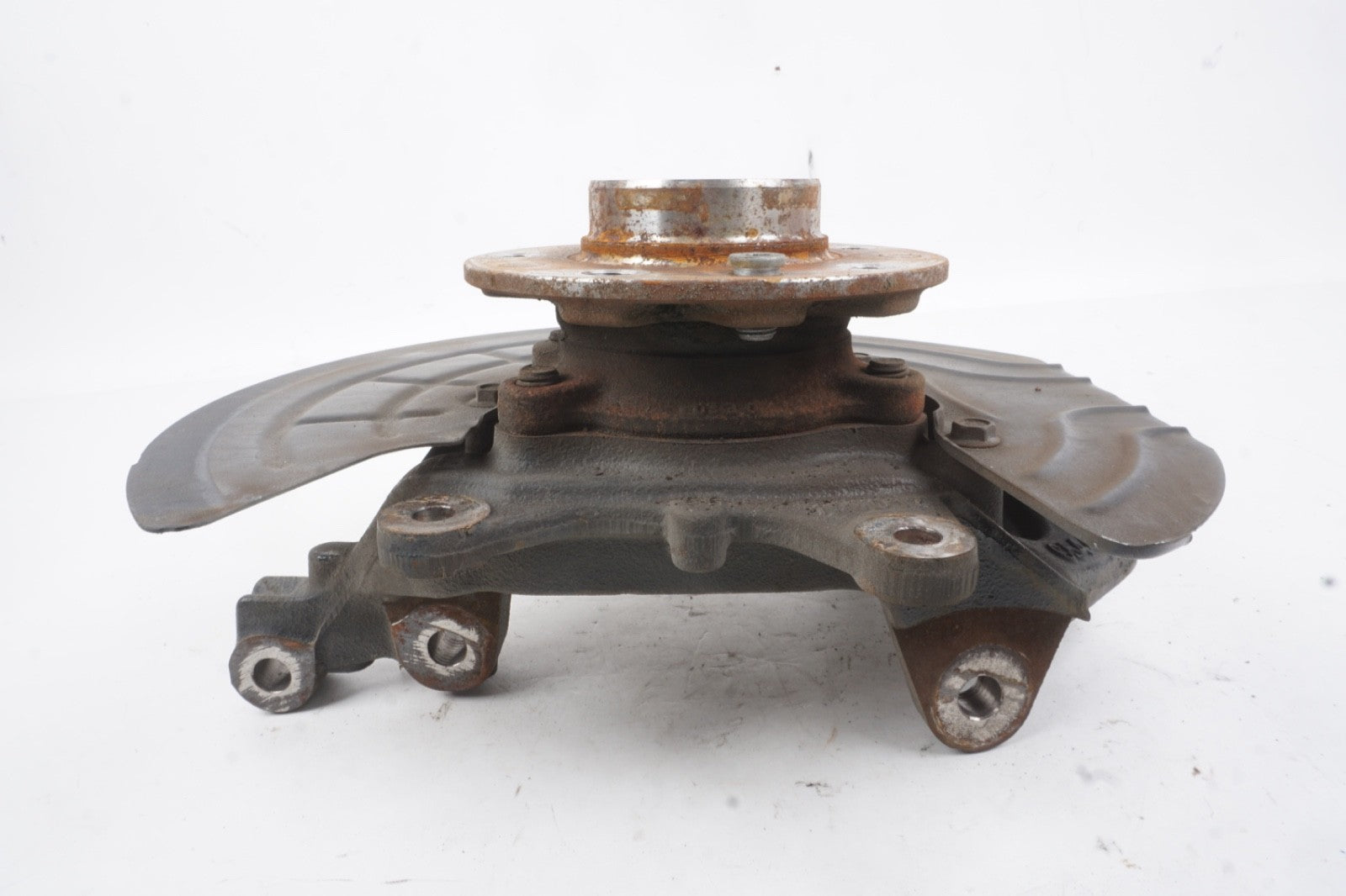 2015 - 2021 Jeep Renegade FWD Rear Left Spindle Knuckle Wheel Hub OEM