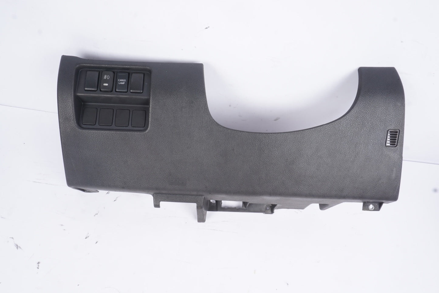 2017 - 2019 NISSAN TITAN DASH LEFT LOWER KNEE BOLSTER COVER PANEL OEM BLACK