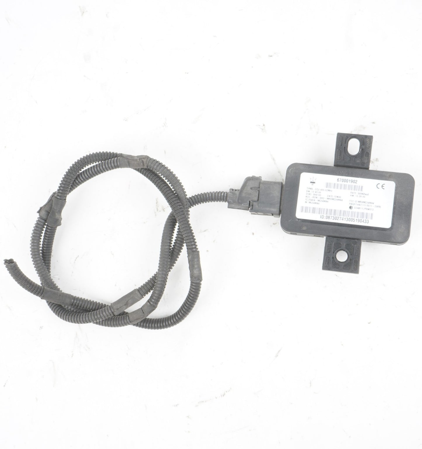 2014 - 2019 Maserati Ghibli TPMS Tire Pressure Monitor Sensor Module OEM